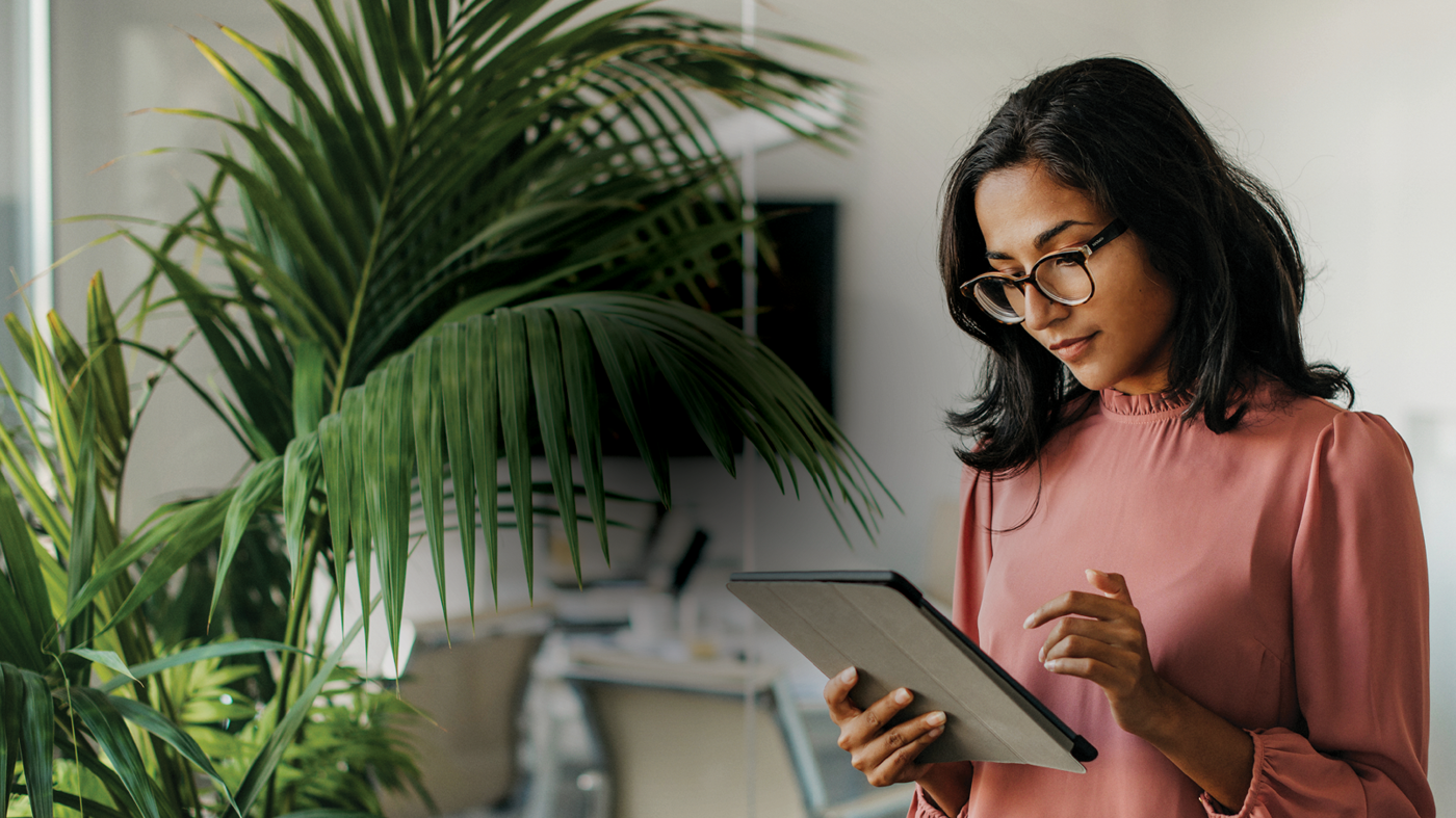 Reporting Header 2000X960